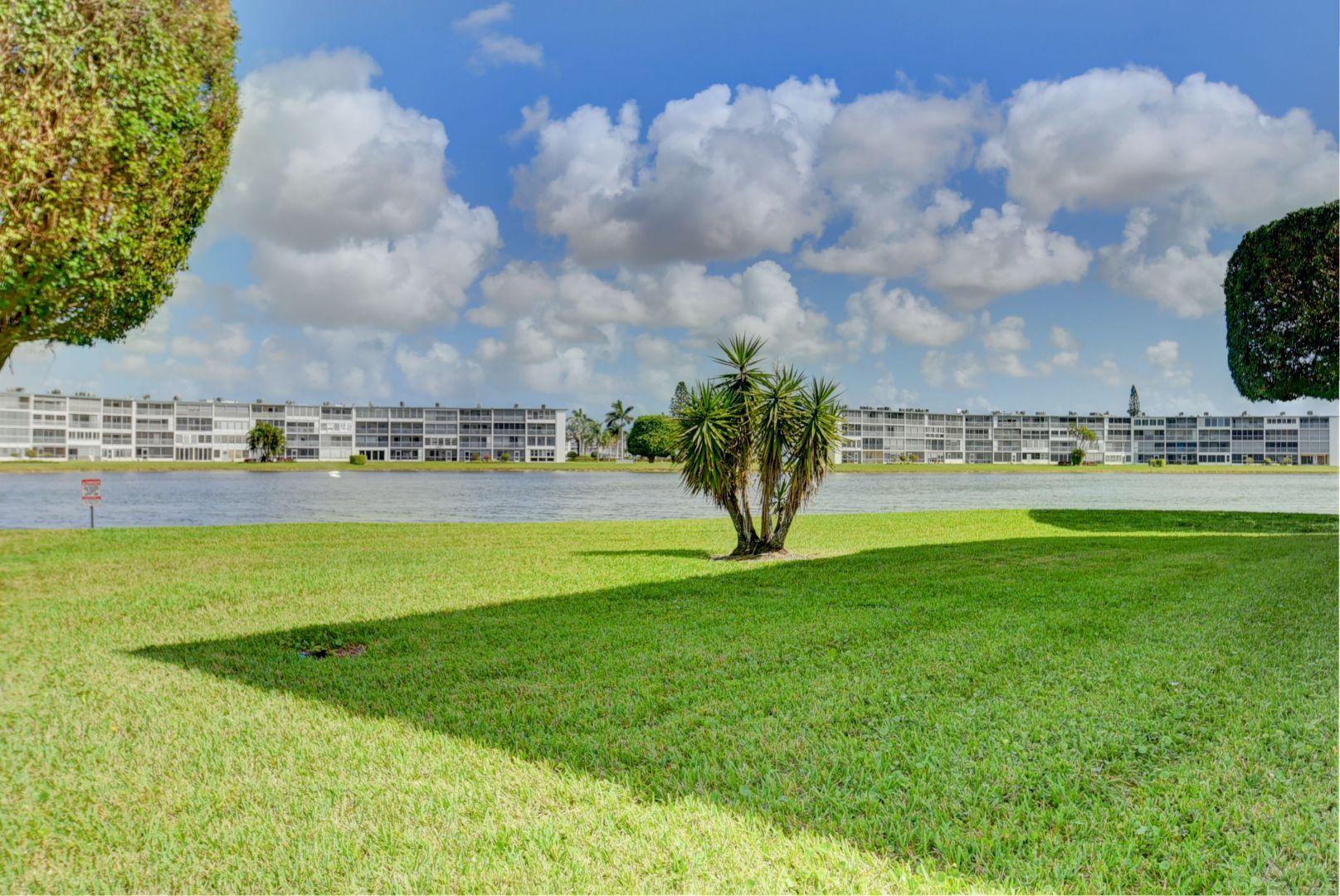 2019 Cornwall East Boca Raton, FL 33434 - Photo 14 of 21 Lake View