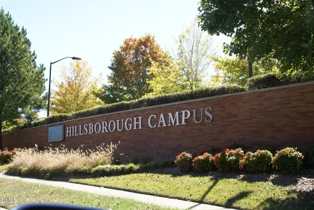 a view of sign board