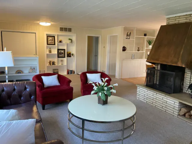 $3,250 | 4005 West 44th Street, Unit A, Edina, MN 55424