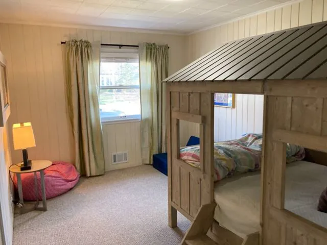 $3,250 | 4005 West 44th Street, Unit A, Edina, MN 55424