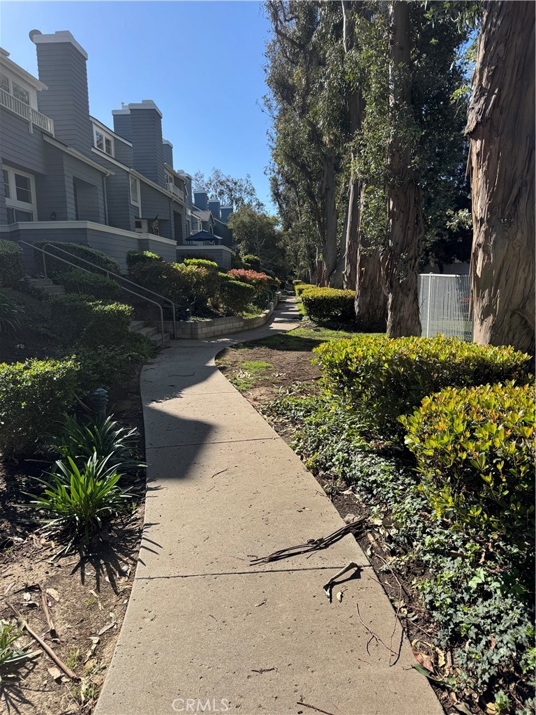 1019 Thomas Lane Ventura, CA 93003 - Photo 2 of 13