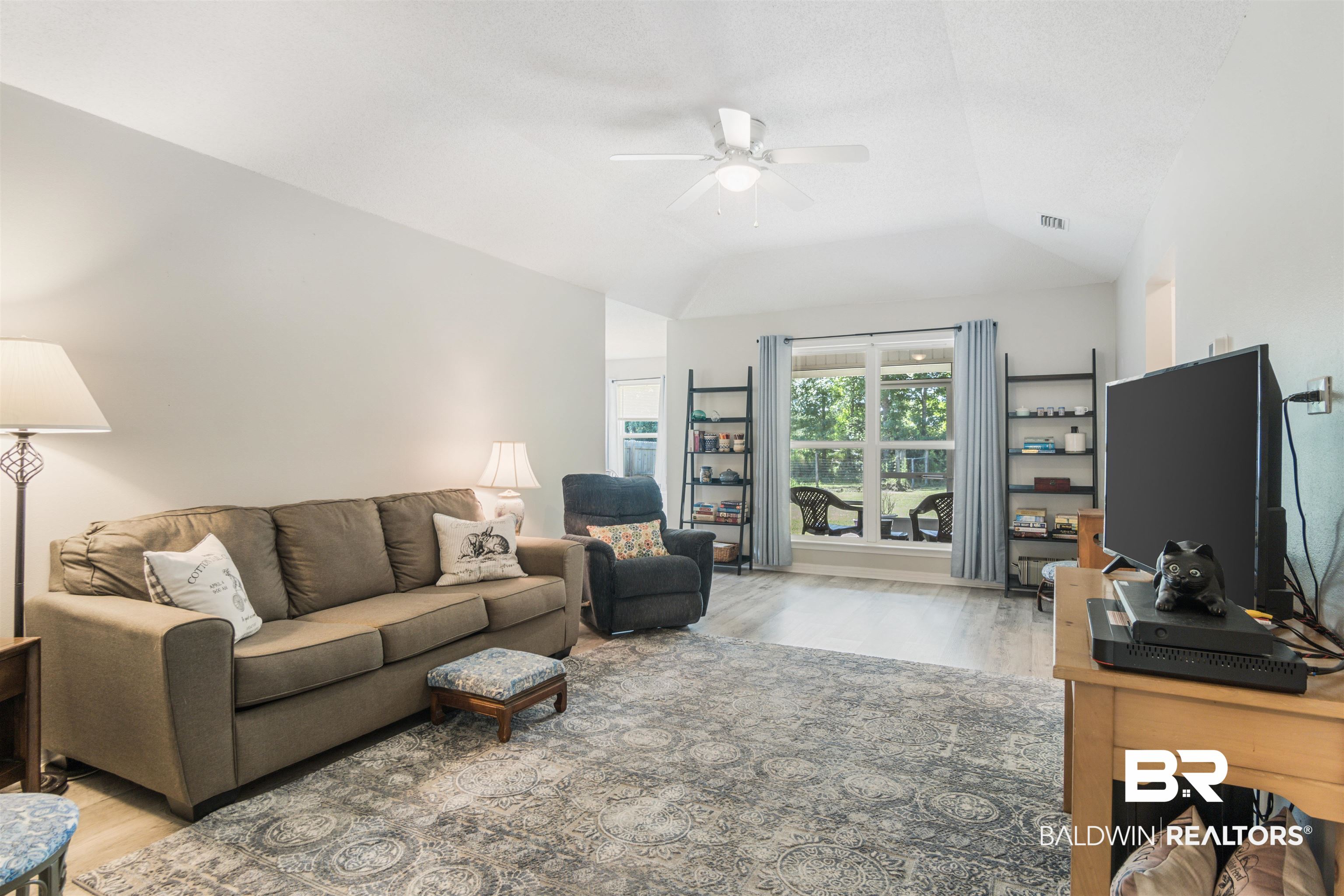 16668 Sugar Loop Foley, AL 36535 - Photo 3 of 24