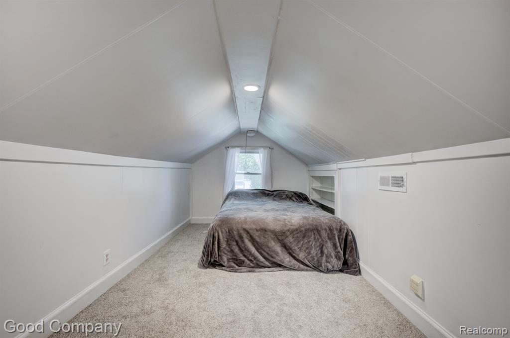 585 Roth Boulevard Clawson, MI 48017 - Photo 27 of 39