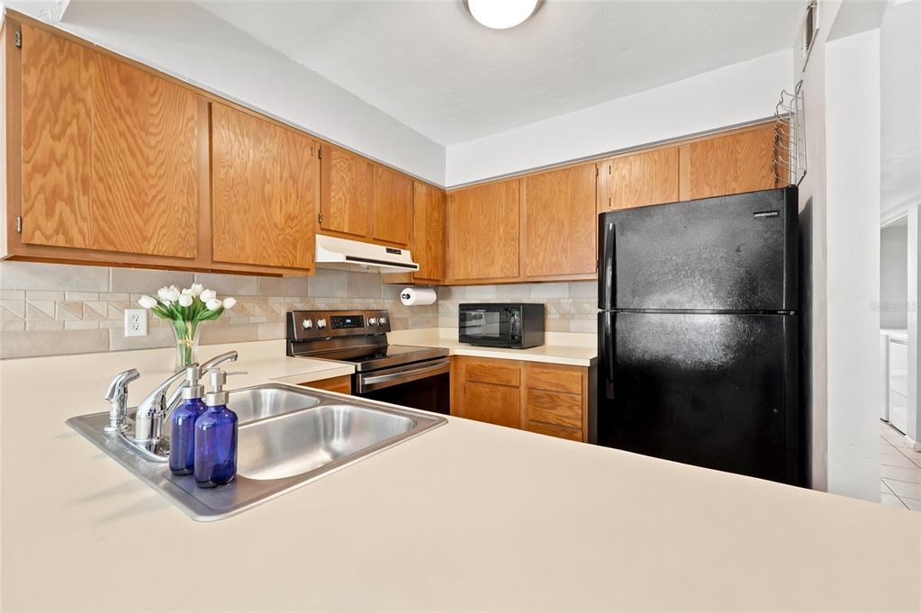 4431 Southwest 21st Lane Gainesville, FL 32607 - Photo 3 of 21