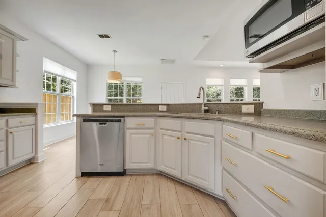 $2,800 | 848 Eagle View Drive, Tallahassee, FL 32311