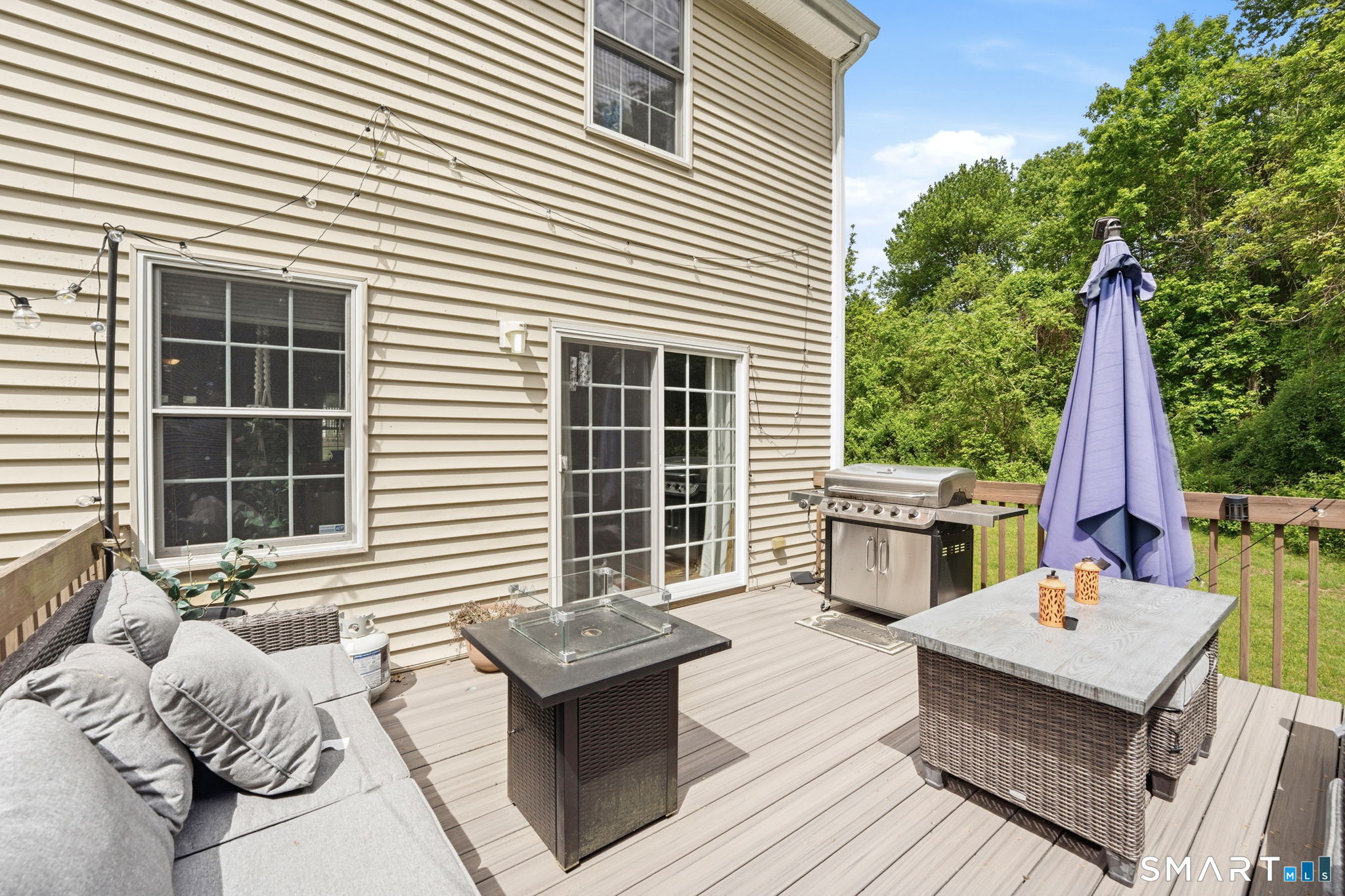624 Hartford Road Salem, CT 06420 - Photo 4 of 37