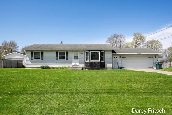 $299,900 | 7117 Sunset Avenue, Jenison, MI 49428
