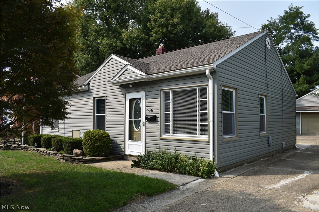176 Stephens Road Akron, OH 44312 - Photo 1 of 35 Gallery Image 1