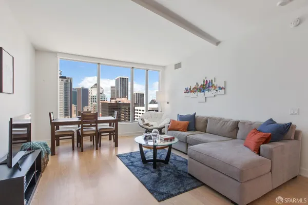 $5,695 | 338 Main Street, Unit 23H, San Francisco, CA 94105