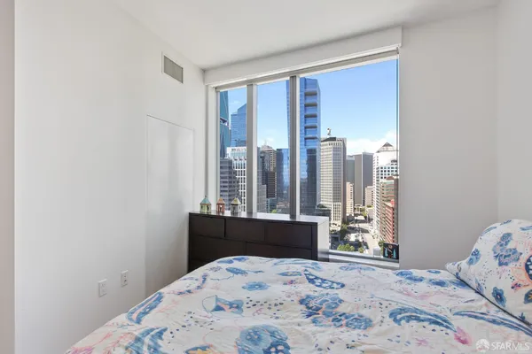 $5,695 | 338 Main Street, Unit 23H, San Francisco, CA 94105