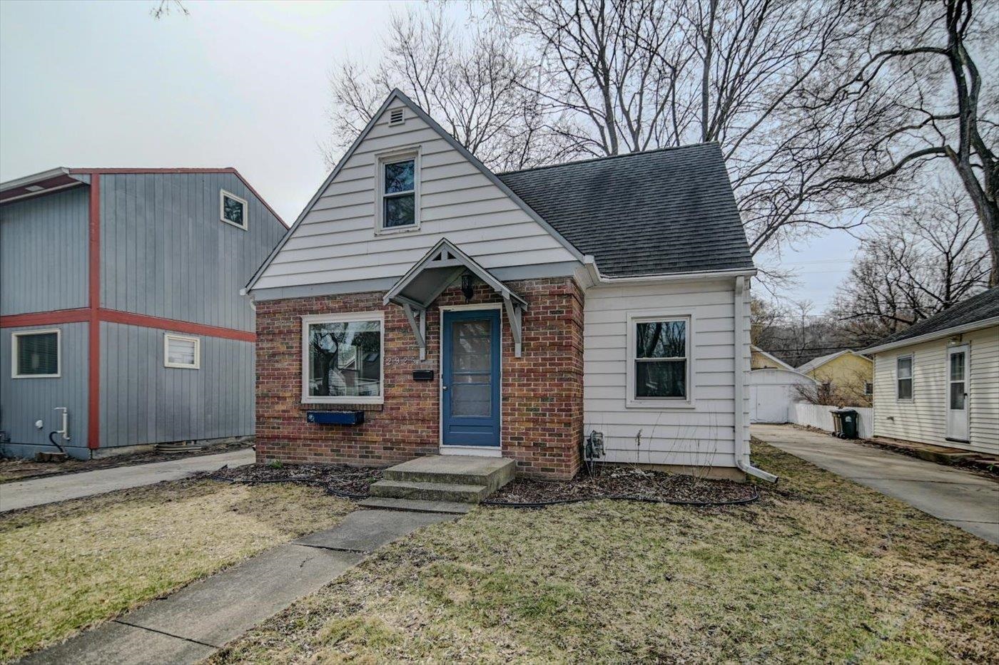 2925 Stevens Street Madison, WI 53705 - Photo 1 of 1