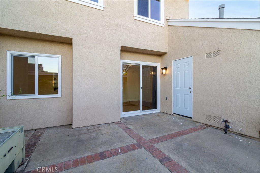 31 Windjammer Irvine, CA 92614 - Photo 18 of 31 a view of an empty room with a mirror
