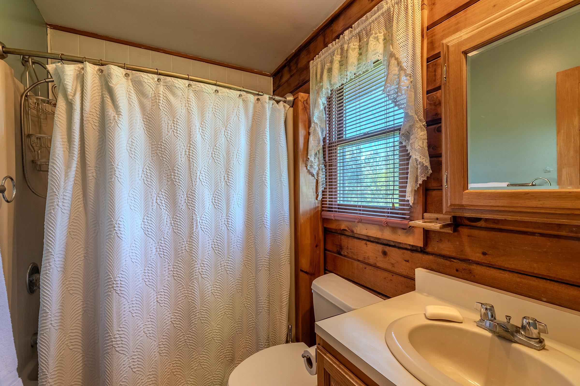 335 Tinmouth Road Danby, VT 05739 - Photo 25 of 47
