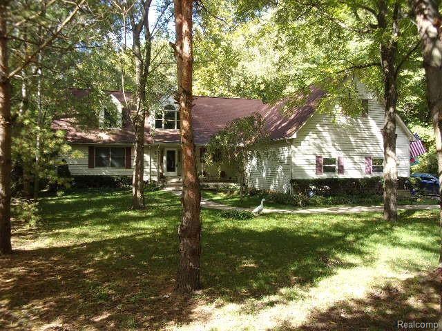 6784 Edwards Road Belleville, MI 48111 - Photo 34 of 39 150_0394.JPG