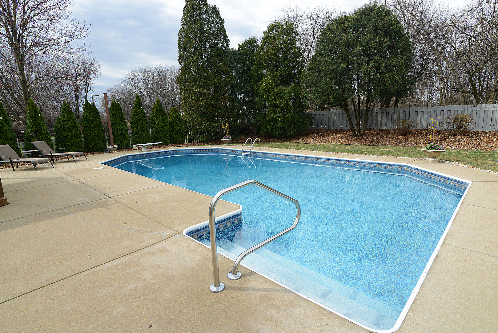 2003 Pond Drive Batavia, IL 60510 - Photo 7 of 56