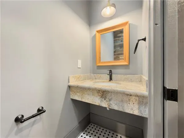 $2,300 | 2226 Conti Street, New Orleans, LA 70119
