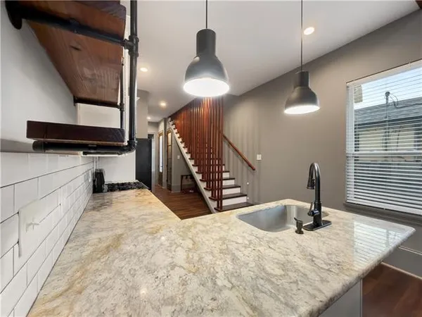 $2,300 | 2226 Conti Street, New Orleans, LA 70119