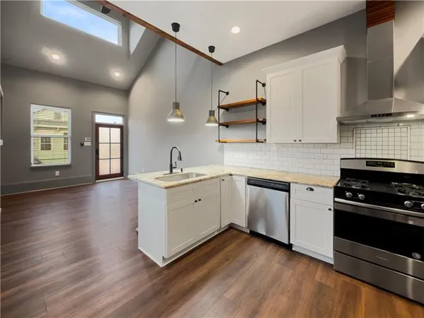 $2,300 | 2226 Conti Street, New Orleans, LA 70119