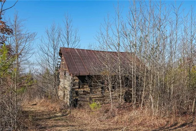 $1,200,000 | 11948 Highway 87, Eden, NC 27288