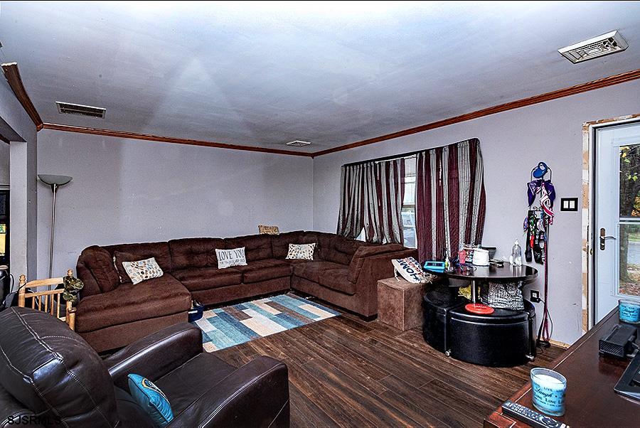 37 Bucknell Road Somers Point, NJ 08244 - Photo 2 of 24 Gallery Image 2