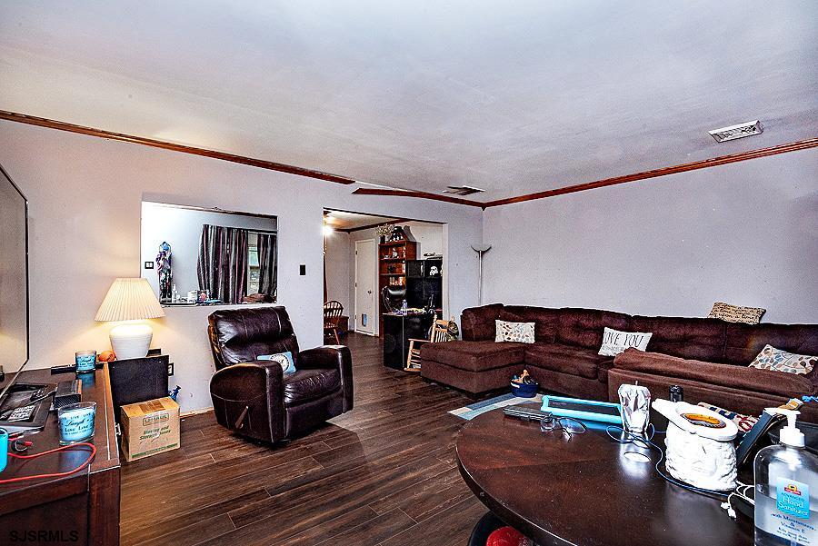 37 Bucknell Road Somers Point, NJ 08244 - Photo 5 of 24 Gallery Image 5