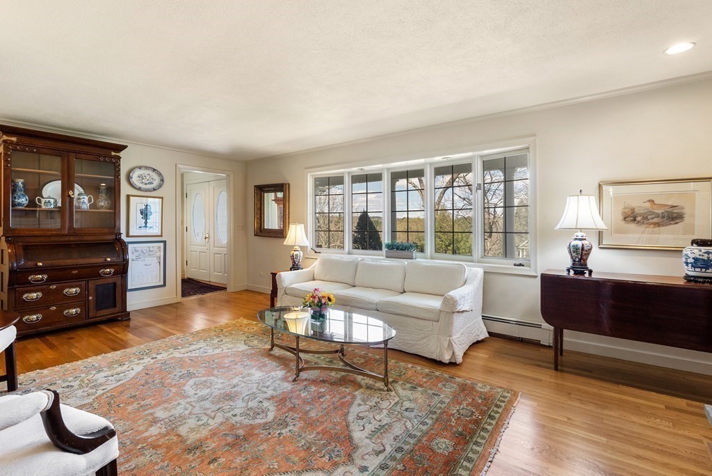25 Forest Ridge Road Weston, MA 02493 - Photo 10 of 26