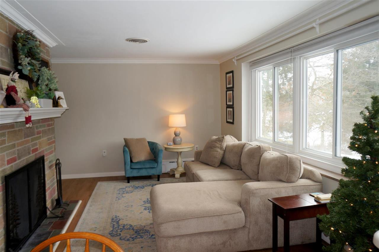 1833 Badgley Road Jackson, MI 49203 - Photo 2 of 35 Photo 2