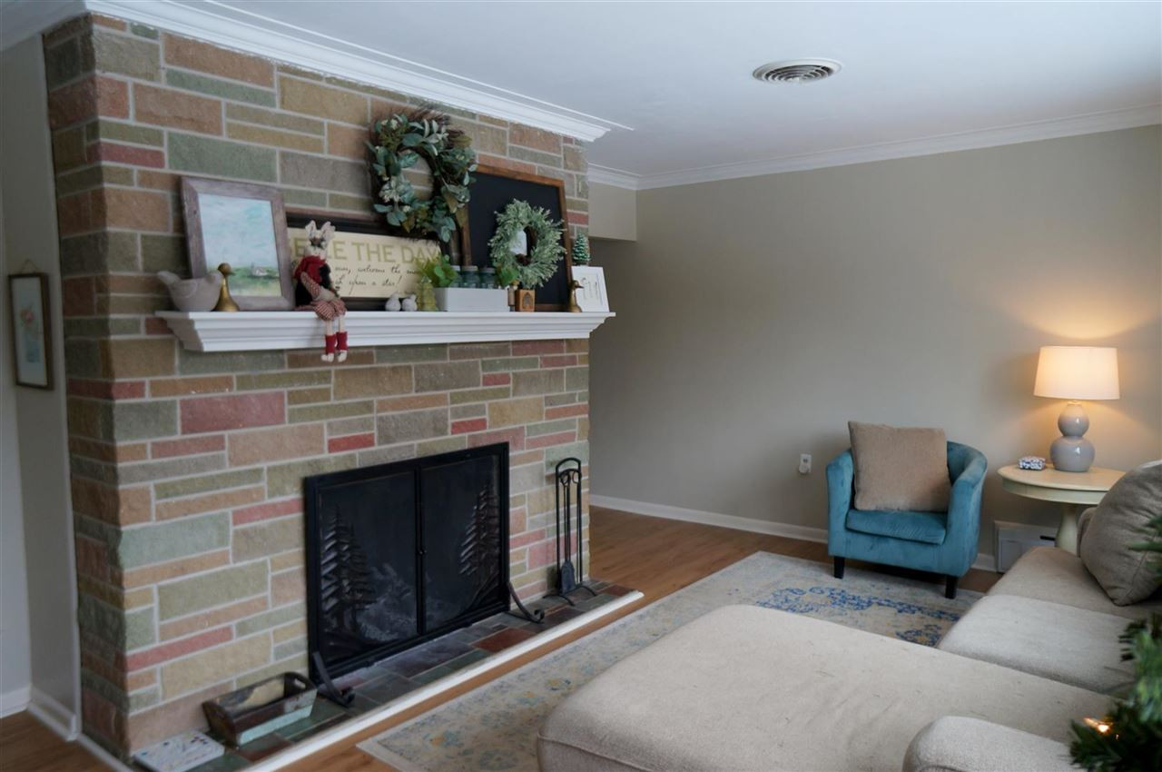 1833 Badgley Road Jackson, MI 49203 - Photo 3 of 35 Photo 3