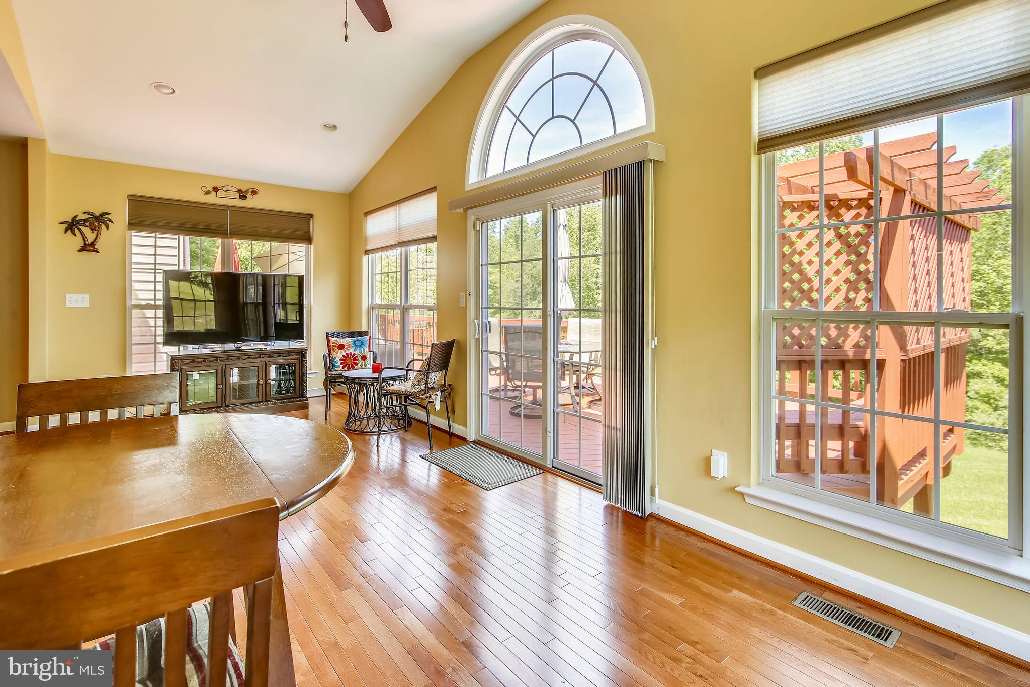 10819 Avonlea Ridge Place Damascus, MD 20872 - Photo 15 of 65 Sunny Breakfast Room or Step out on the Deck!
