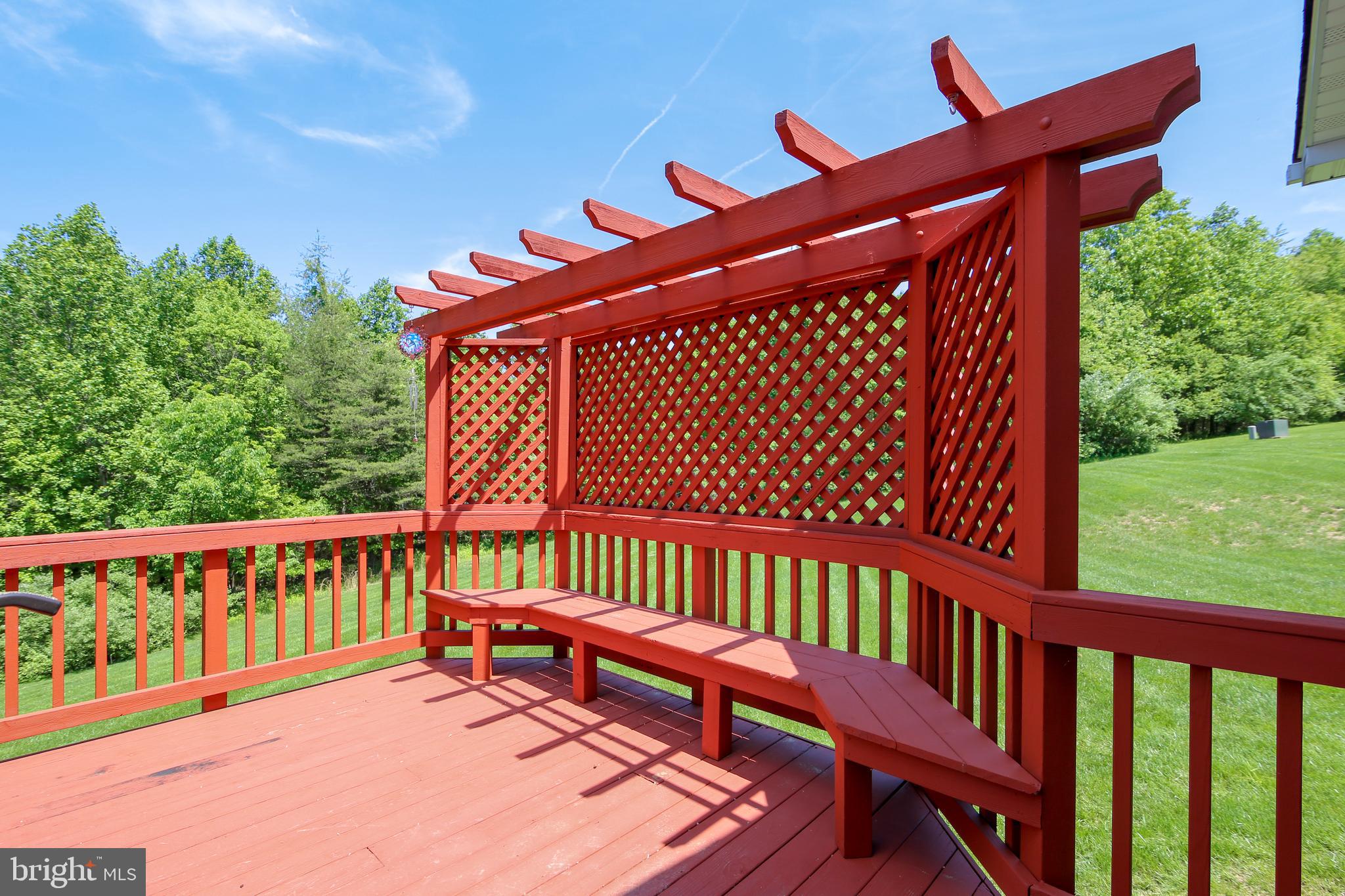 10819 Avonlea Ridge Place Damascus, MD 20872 - Photo 19 of 65 Built-In Seating will be Great for Entertaining!