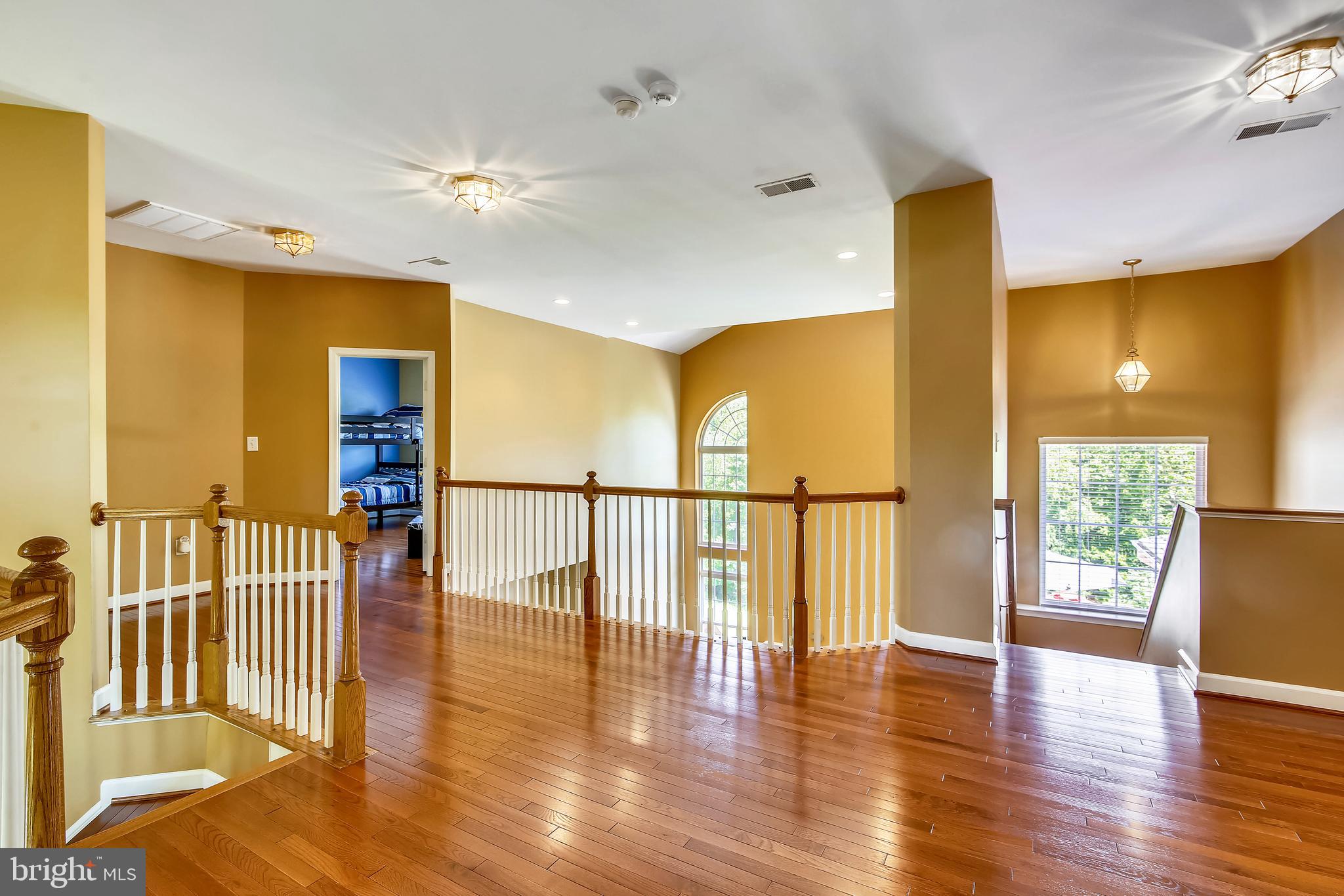 10819 Avonlea Ridge Place Damascus, MD 20872 - Photo 37 of 65 2nd Level Foyer