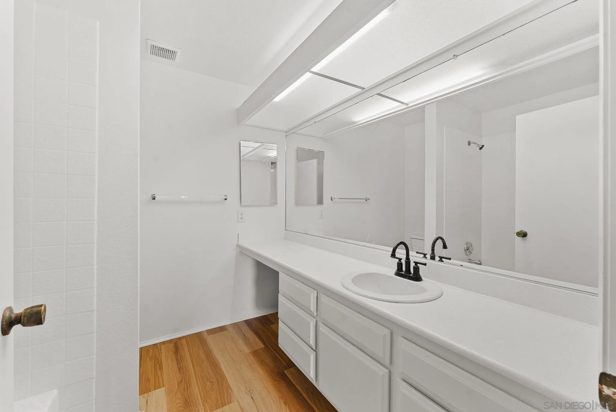 6717 Friars Road, Unit 63 San Diego, CA 92108 - Photo 16 of 24