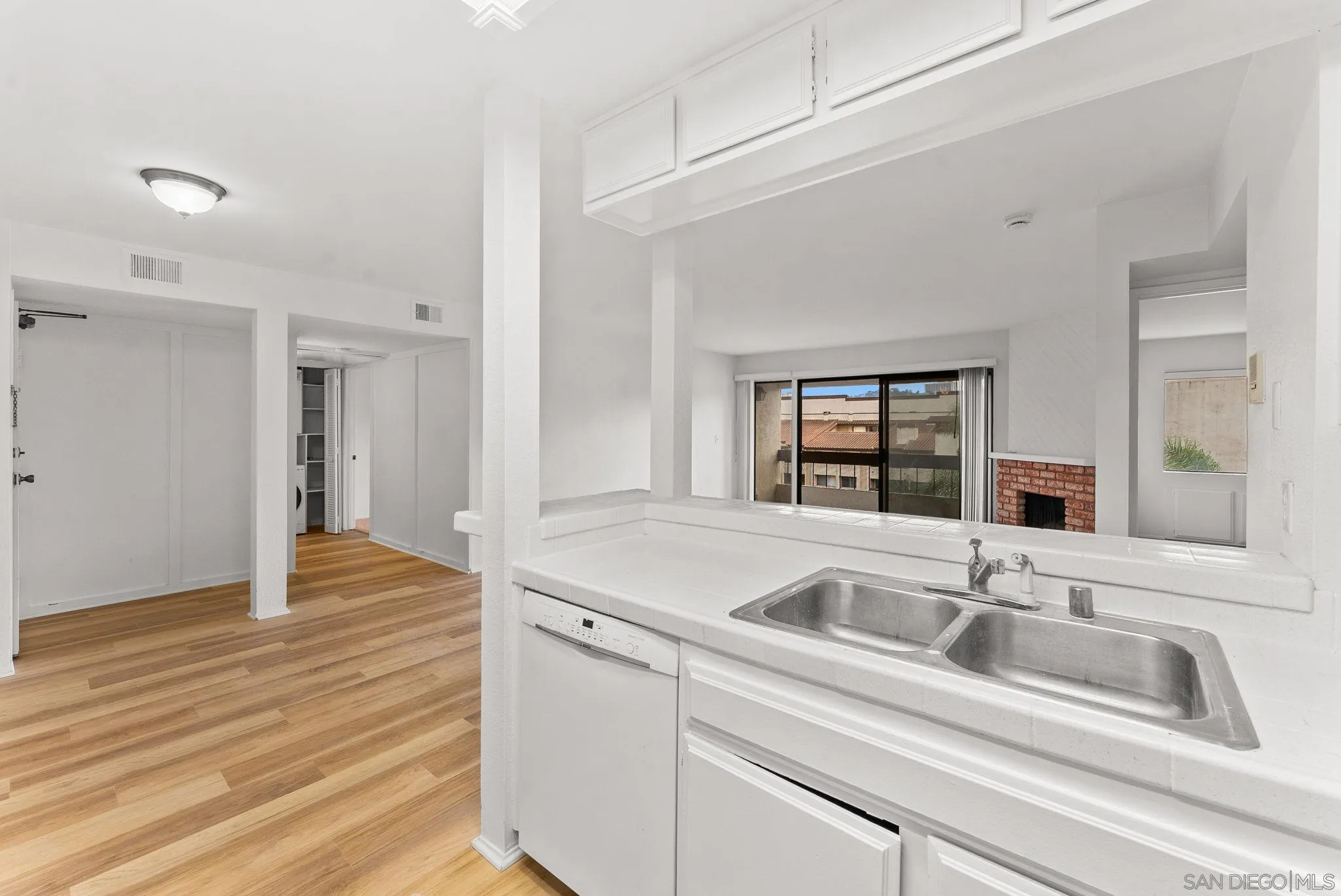 6717 Friars Road, Unit 63 San Diego, CA 92108 - Photo 10 of 24