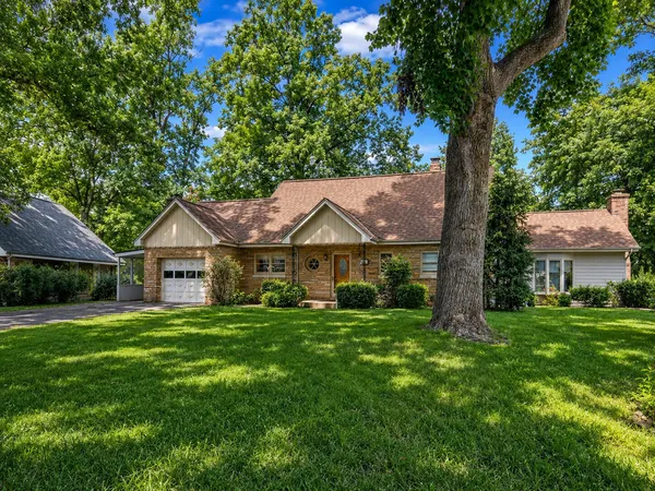 $340,000 | 131 Westchester Court, Chesterton, IN 46304
