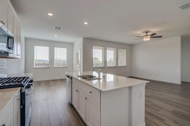 $2,495 | 4001 Kaufman Court, Little Elm, TX 75068