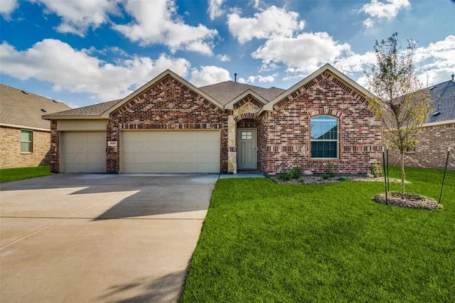 $2,495 | 4001 Kaufman Court, Little Elm, TX 75068