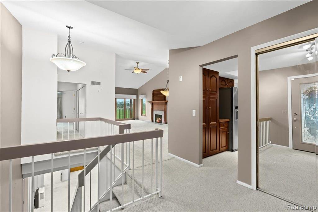 920 Green View Court Rochester Hills, MI 48307 - Photo 10 of 33