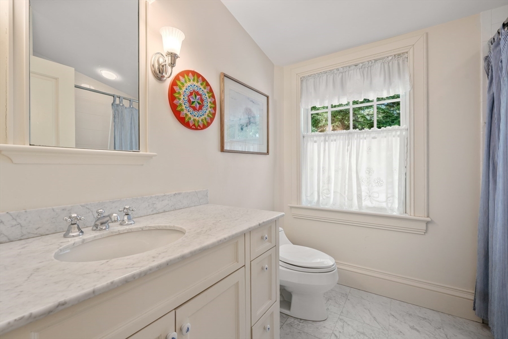 198 Clyde Street Brookline, MA 02467 - Photo 20 of 33