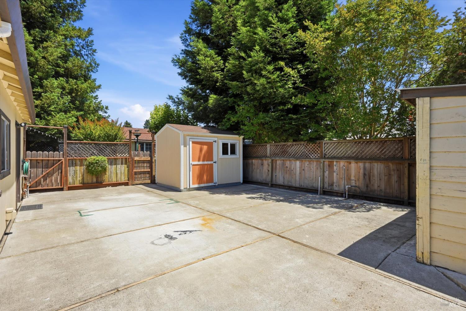 2006 Montgomery Drive Santa Rosa, CA 95405 - Photo 31 of 36