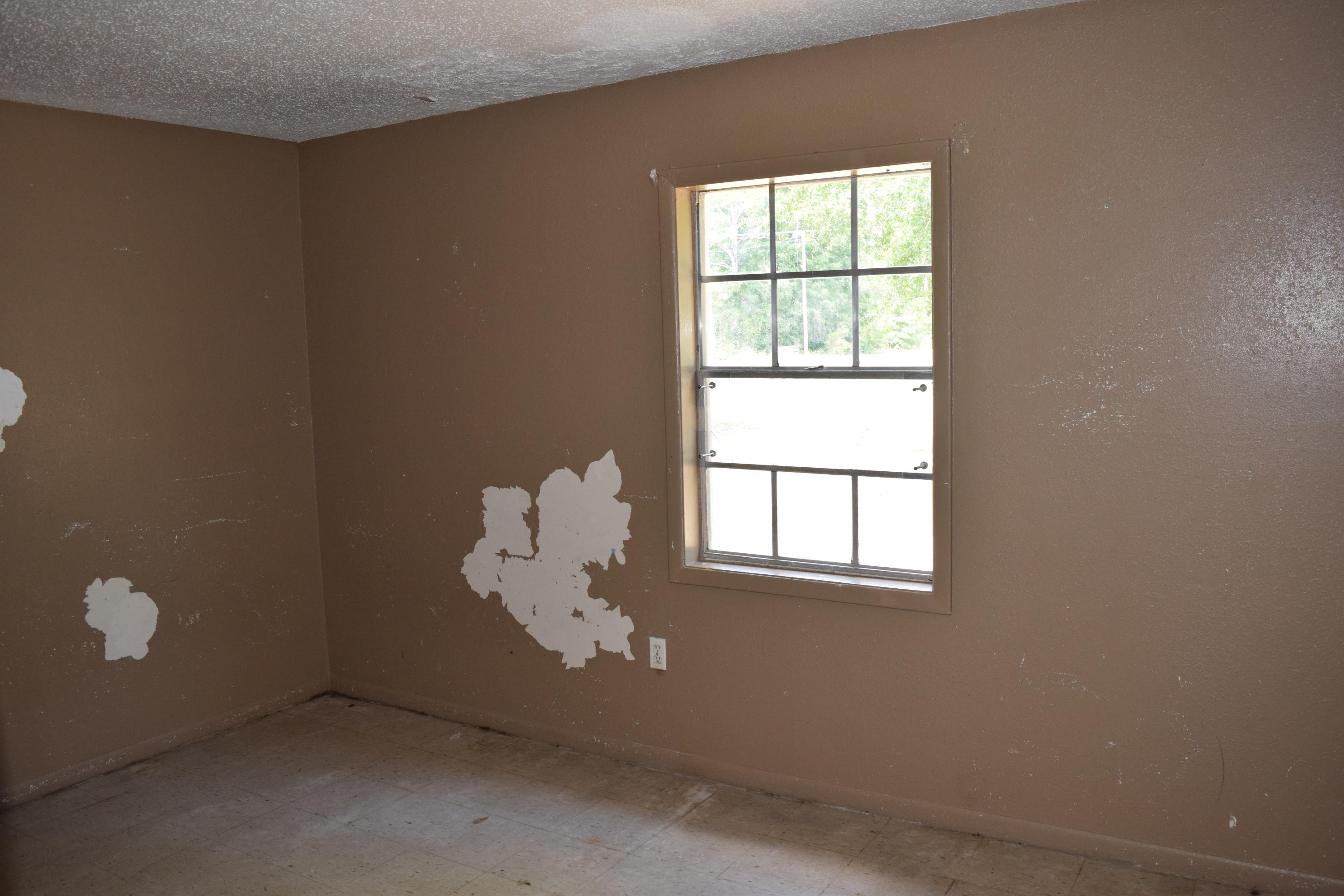 303 South Norwood Road DeFuniak Springs, FL 32435 - Photo 13 of 17 Gallery Image 13