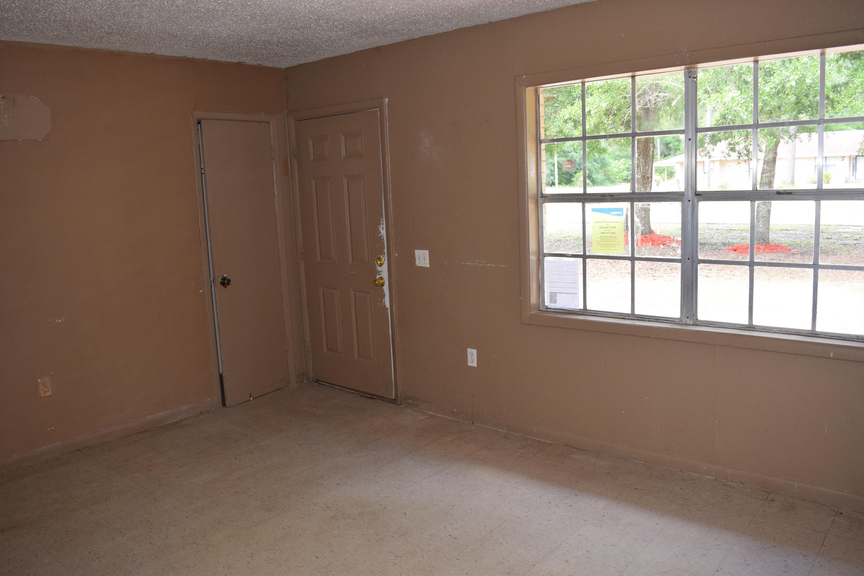 303 South Norwood Road DeFuniak Springs, FL 32435 - Photo 9 of 17 Gallery Image 9