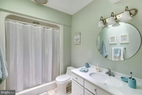 $500,000 | 7 Hunters Point, Millsboro, DE 19966