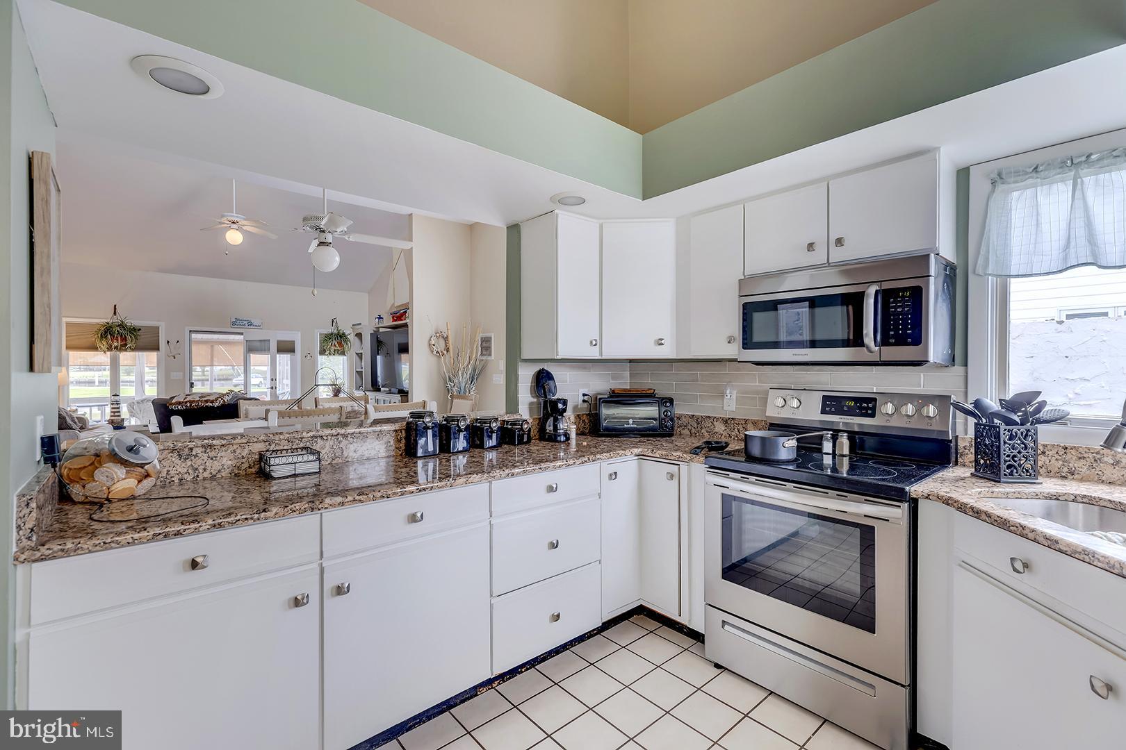 7 Hunters Point Millsboro, DE 19966 - Photo 4 of 72 Kitchen