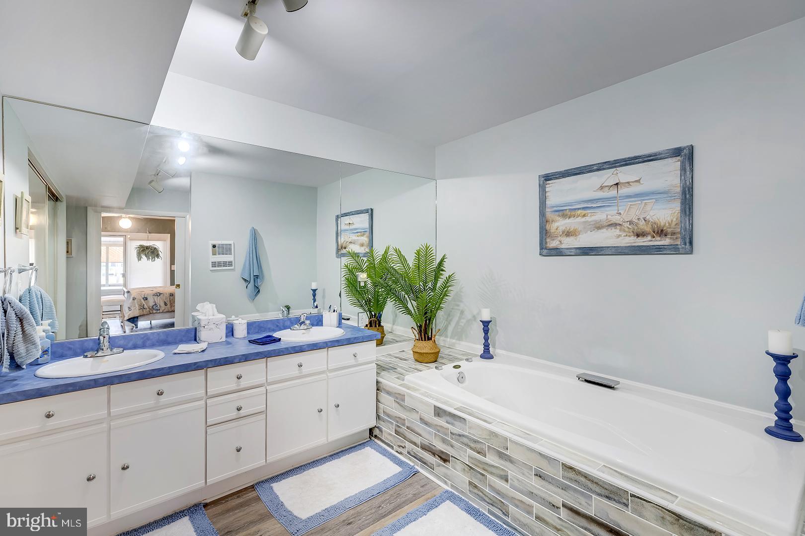 7 Hunters Point Millsboro, DE 19966 - Photo 6 of 72 Primary bathroom