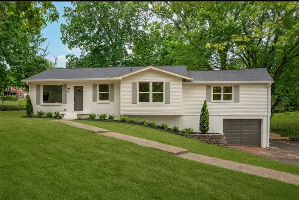 $375,000 | 312 Bluebird Lane, Dickson, TN 37055