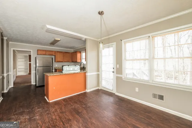 $2,450 | 908 Saybrook Circle Northwest, Lilburn, GA 30047