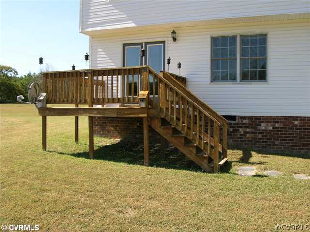 20005 River Road Sutherland, VA 23885 - Photo 7 of 12 Patio/Deck