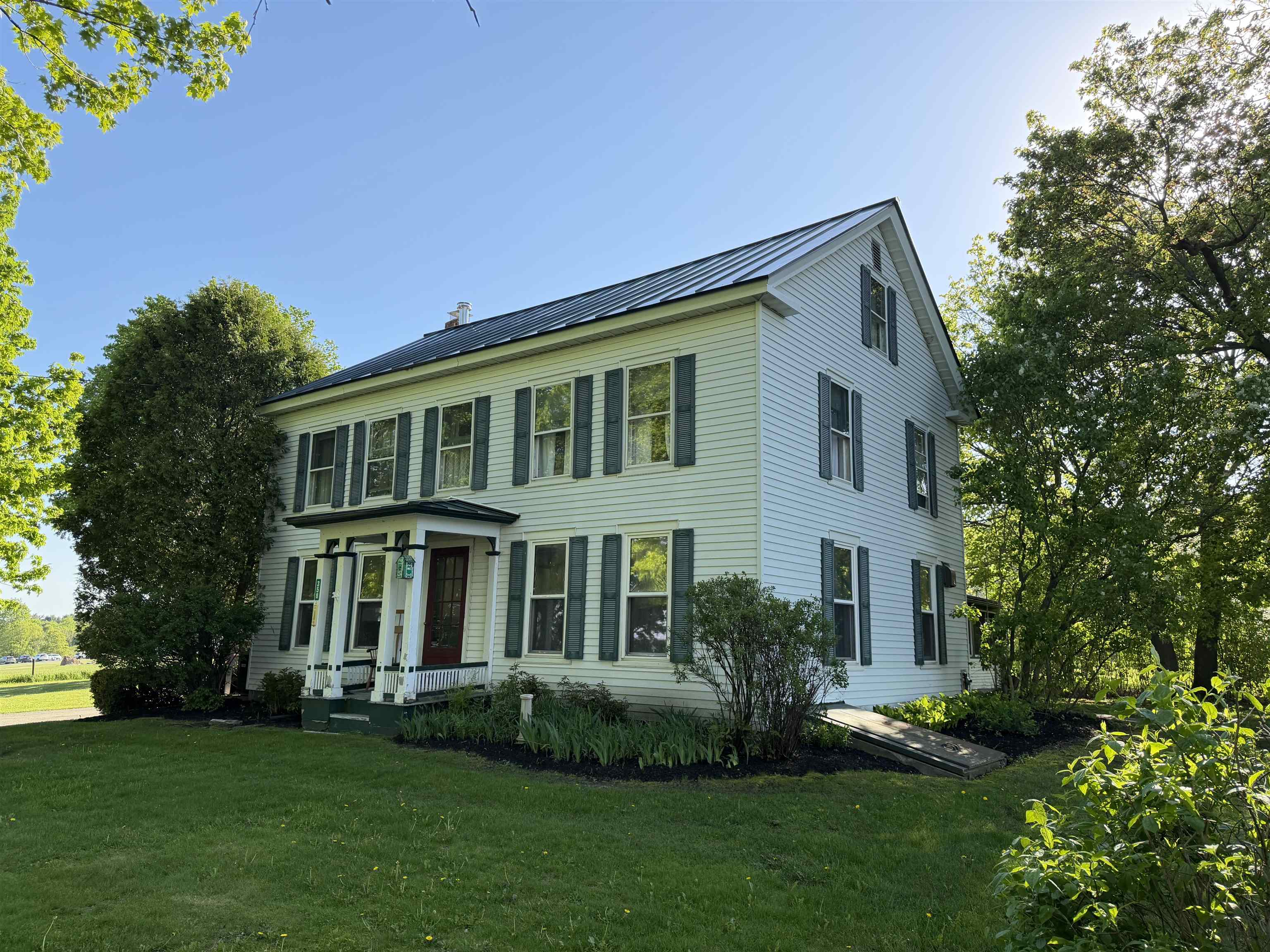 358 South Main Street Whiting, VT 05778 - Photo 6 of 60
