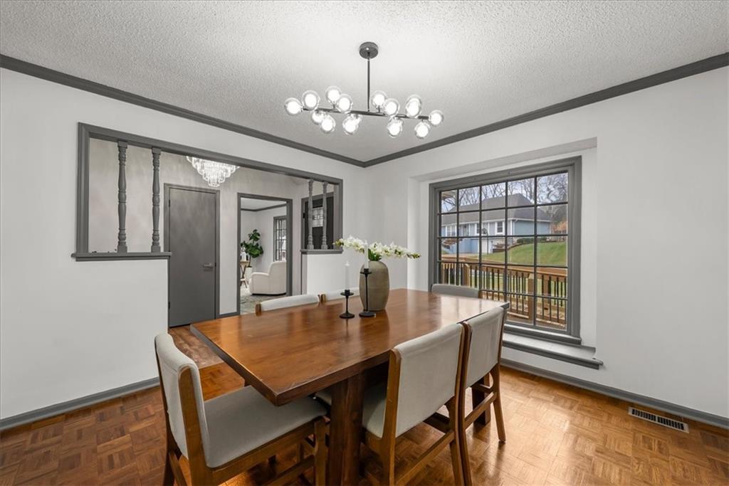 10921 Reeder Street Overland Park, KS 66210 - Photo 15 of 44