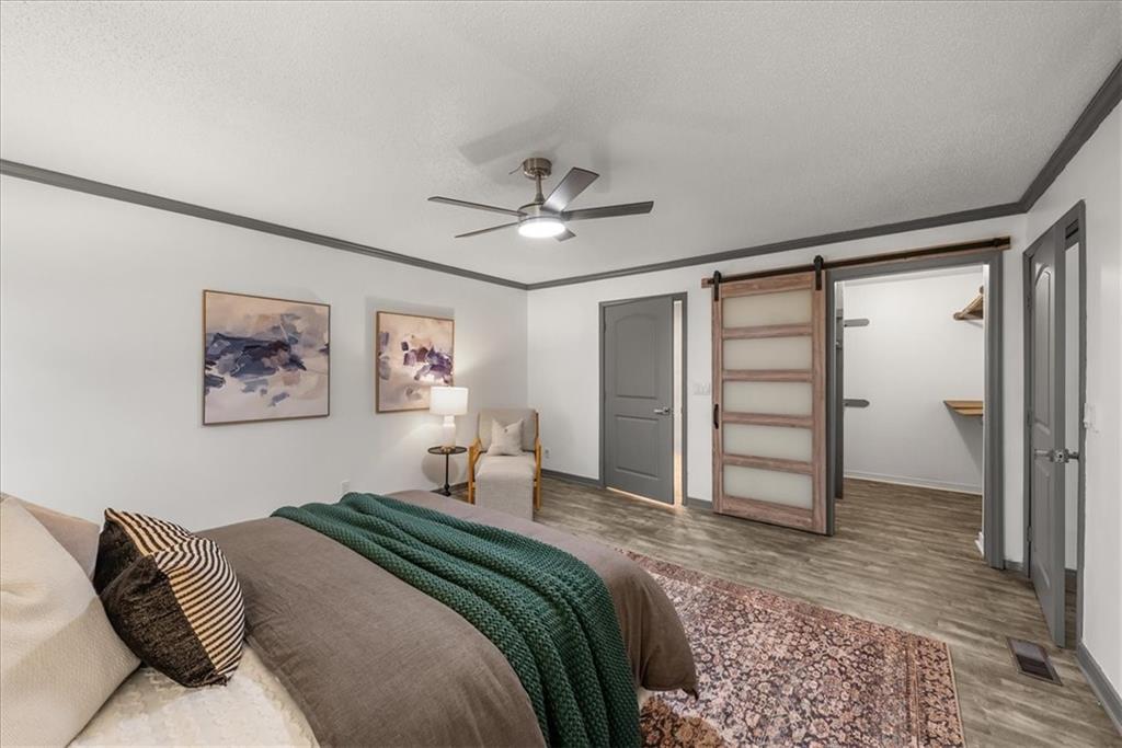 10921 Reeder Street Overland Park, KS 66210 - Photo 19 of 44